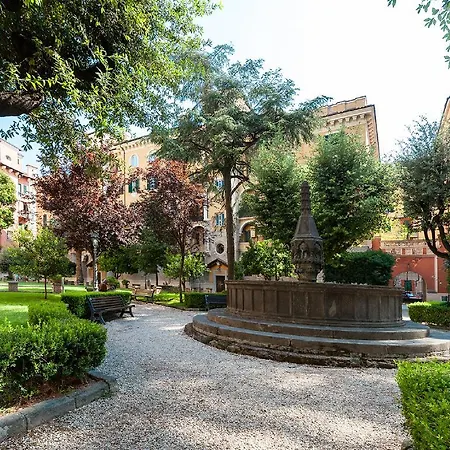 Piazza Tuscolo *